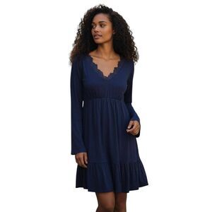 SOCIALITE NAVY BACK CUTOUT DRESS SZ.M EUC